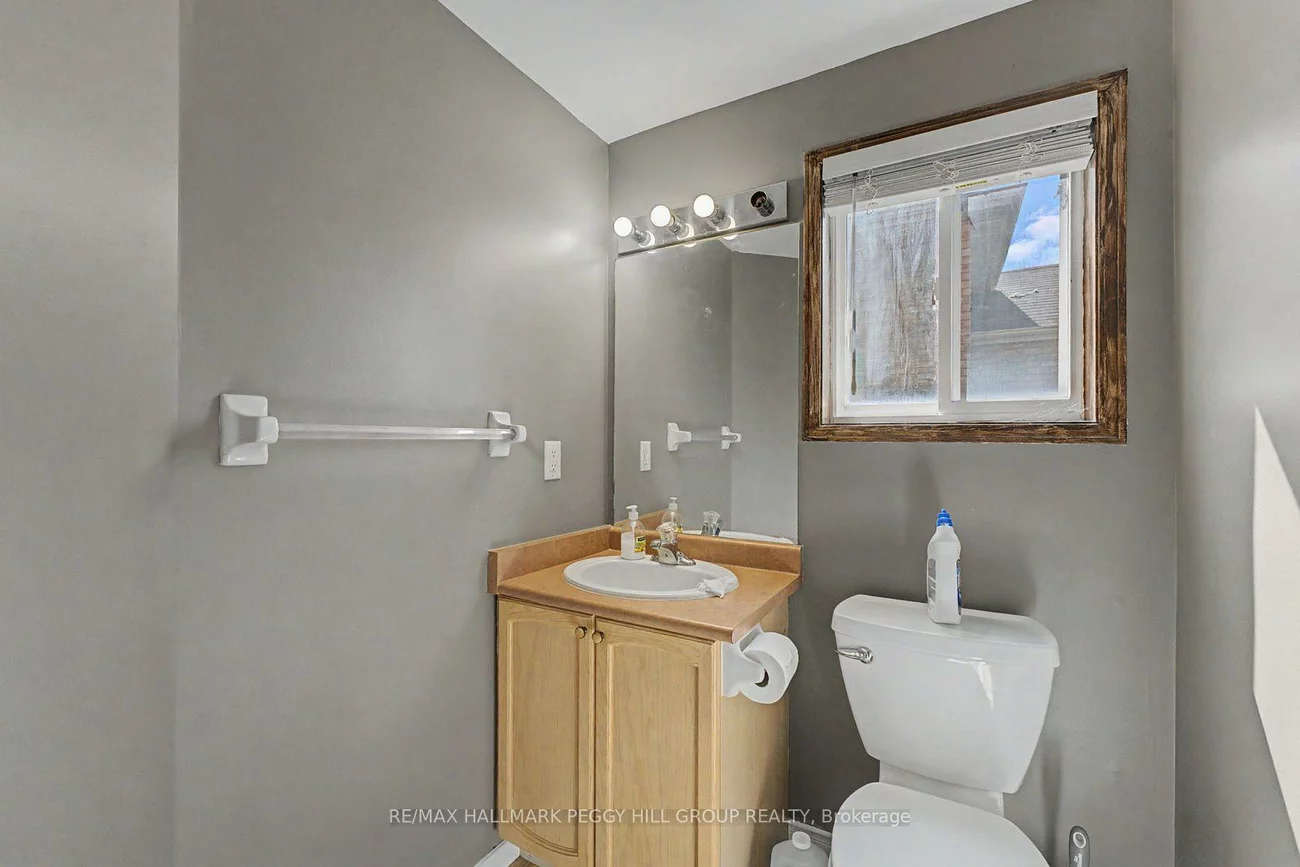 24, Dunsmore, Georgian Drive, Barrie