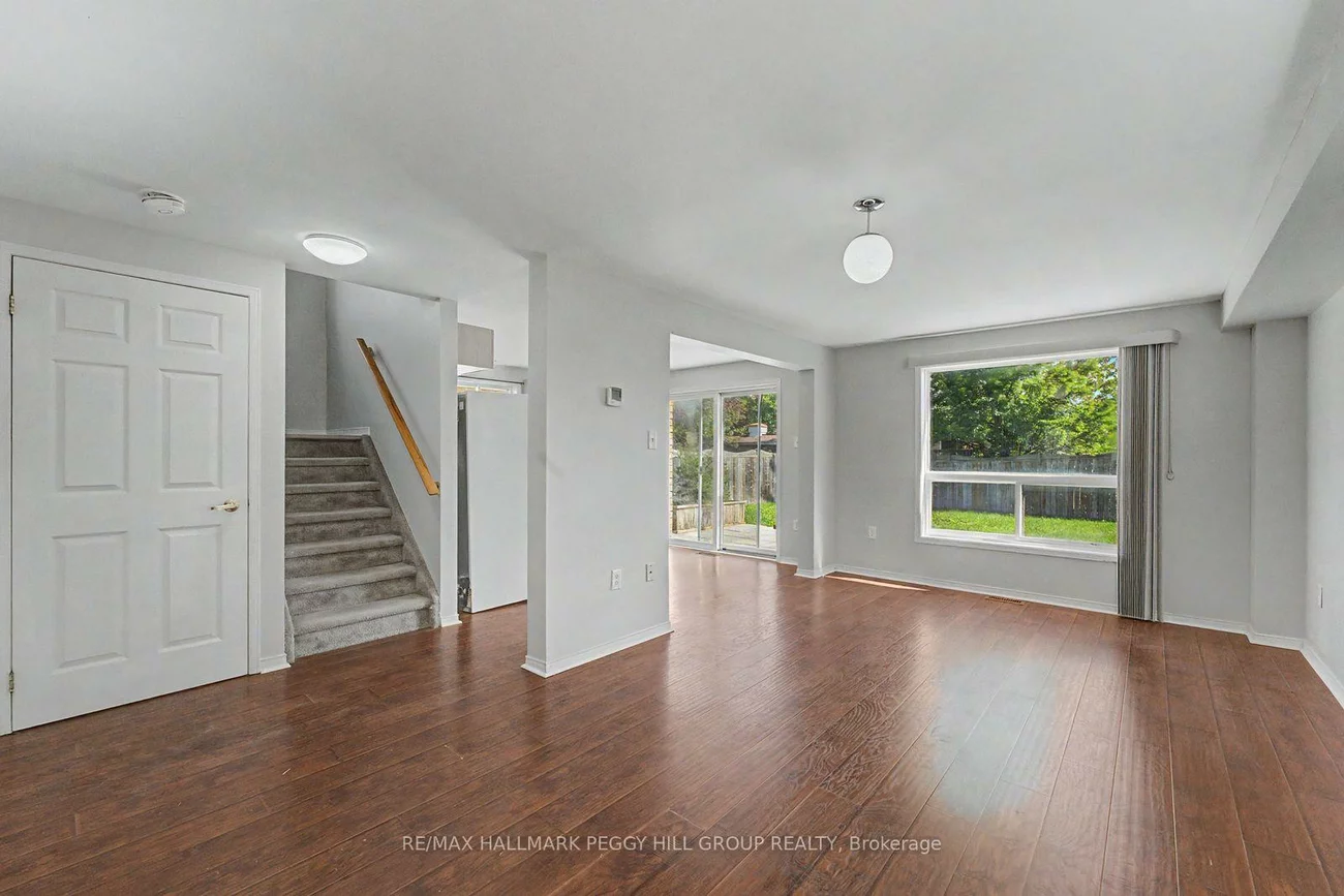 24, Dunsmore, Georgian Drive, Barrie