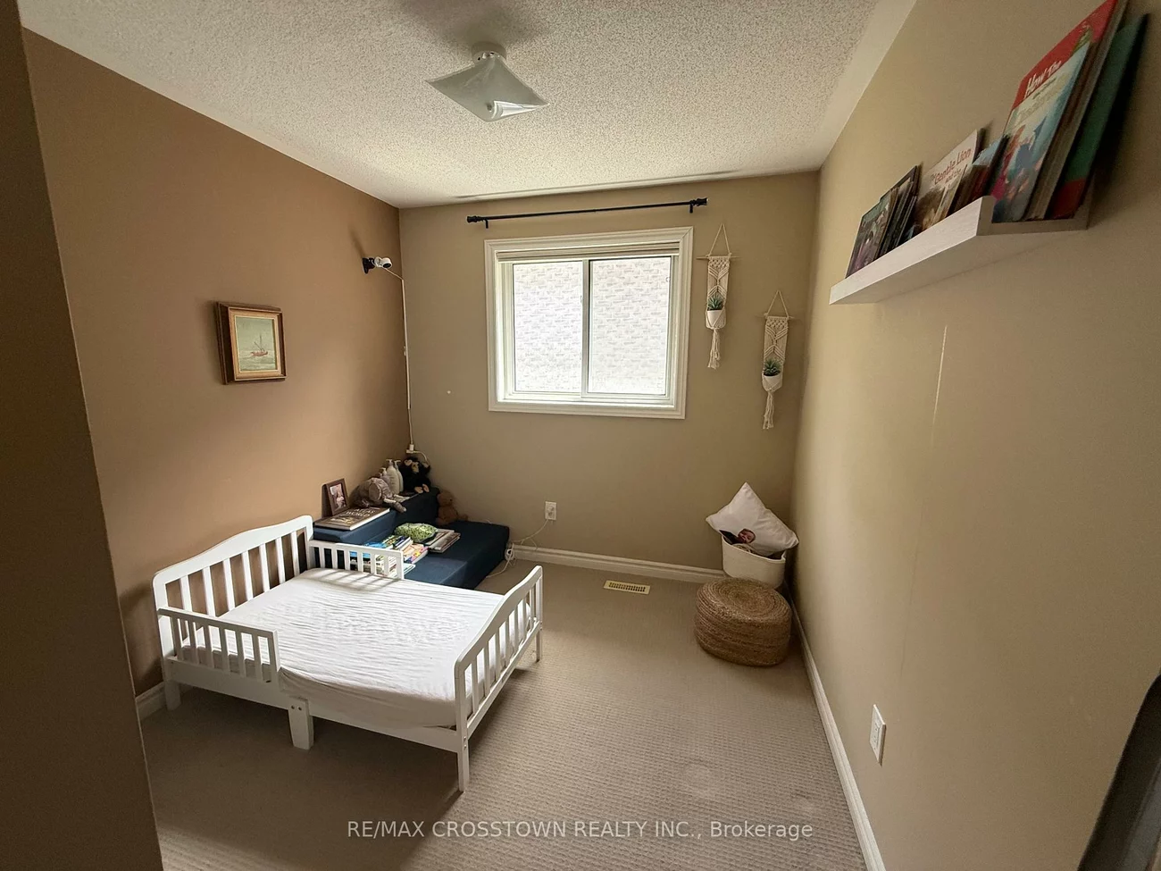 22, Eaglestone, Ardagh, Barrie