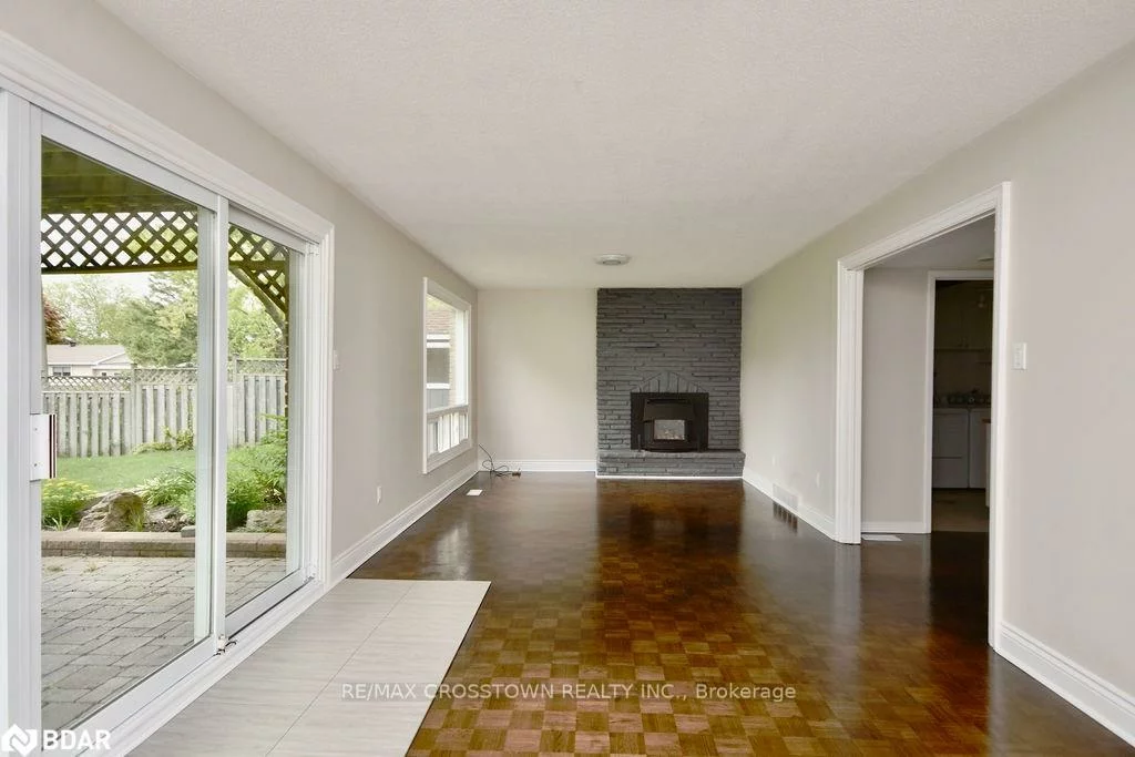 64, MARSHALL, Allandale Heights, Barrie