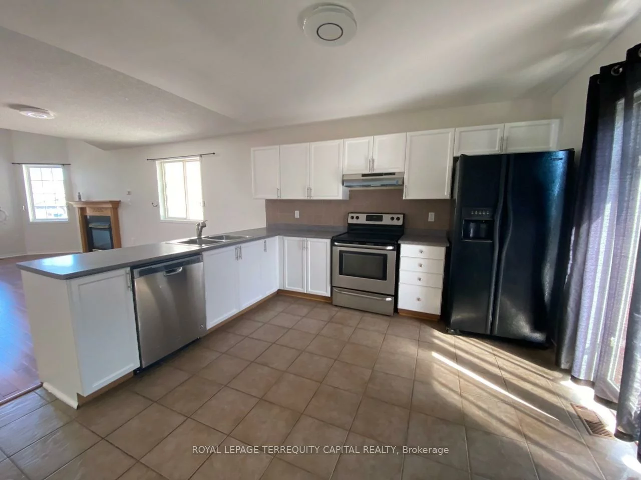9, Catherine, Painswick South, Barrie