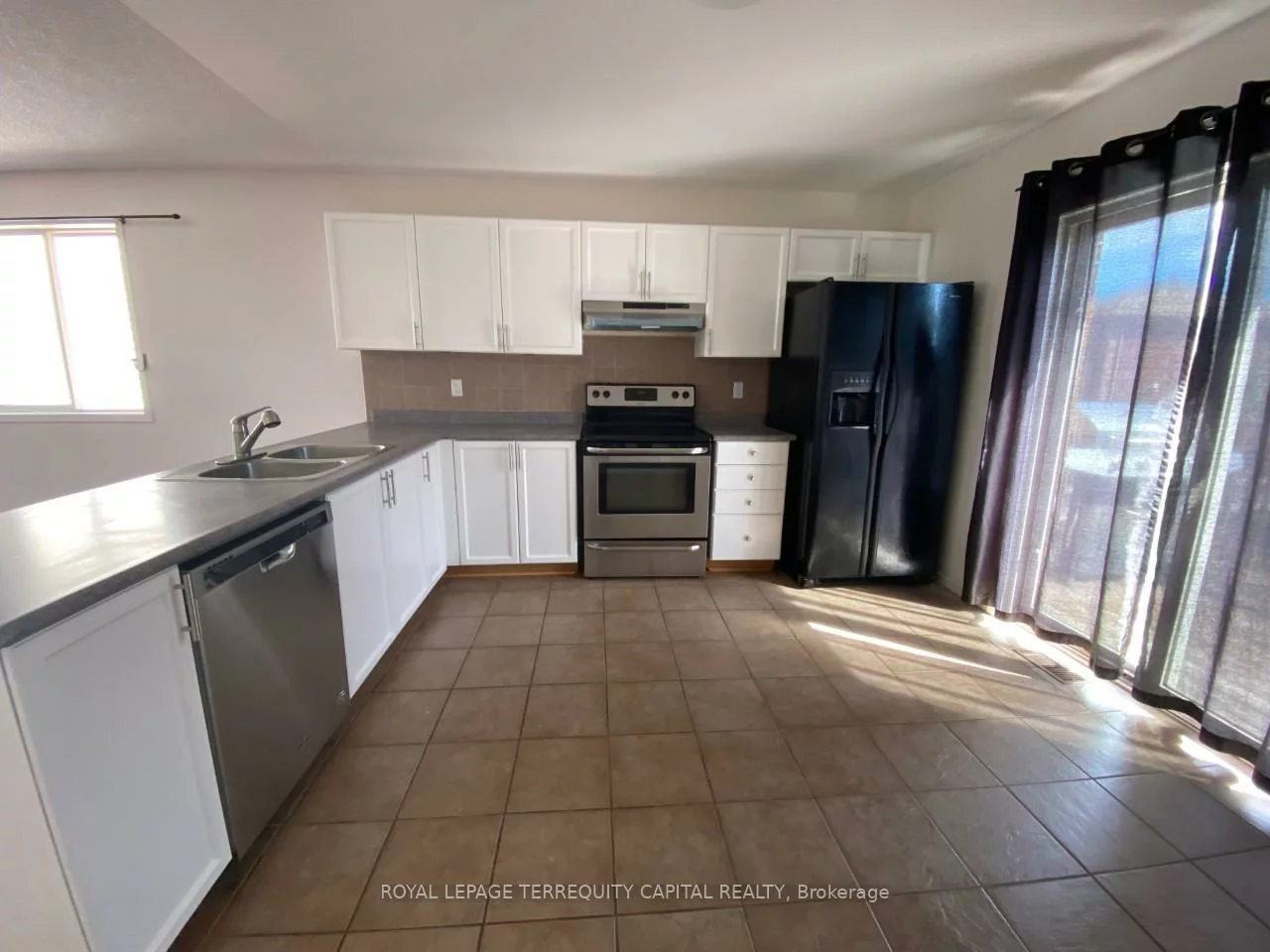 9, Catherine, Painswick South, Barrie