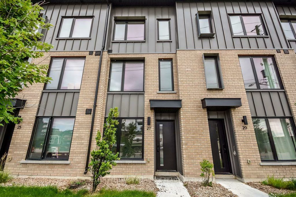27, Rainwater, Holly, Barrie