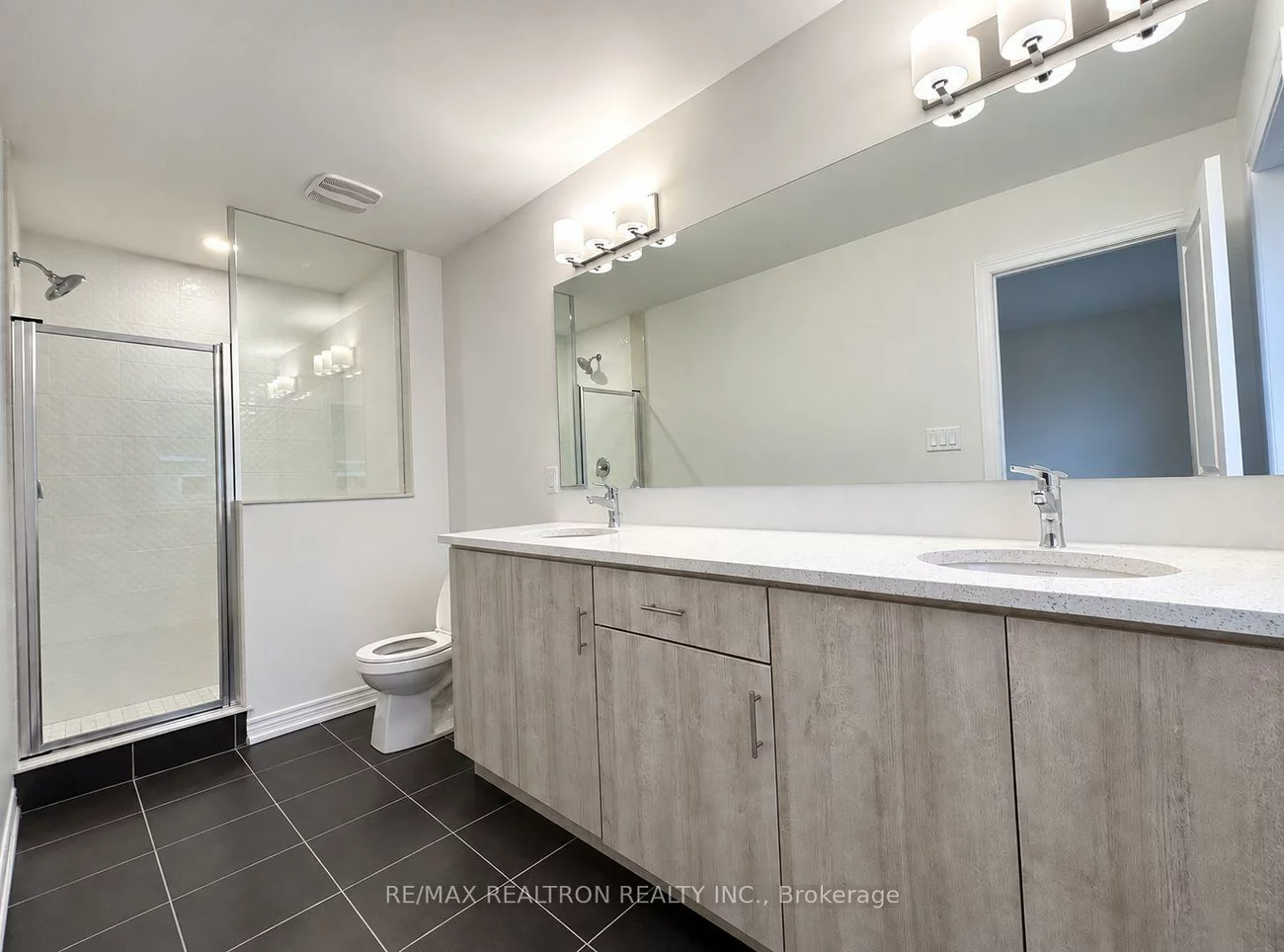 79, Milady, Painswick South, Barrie