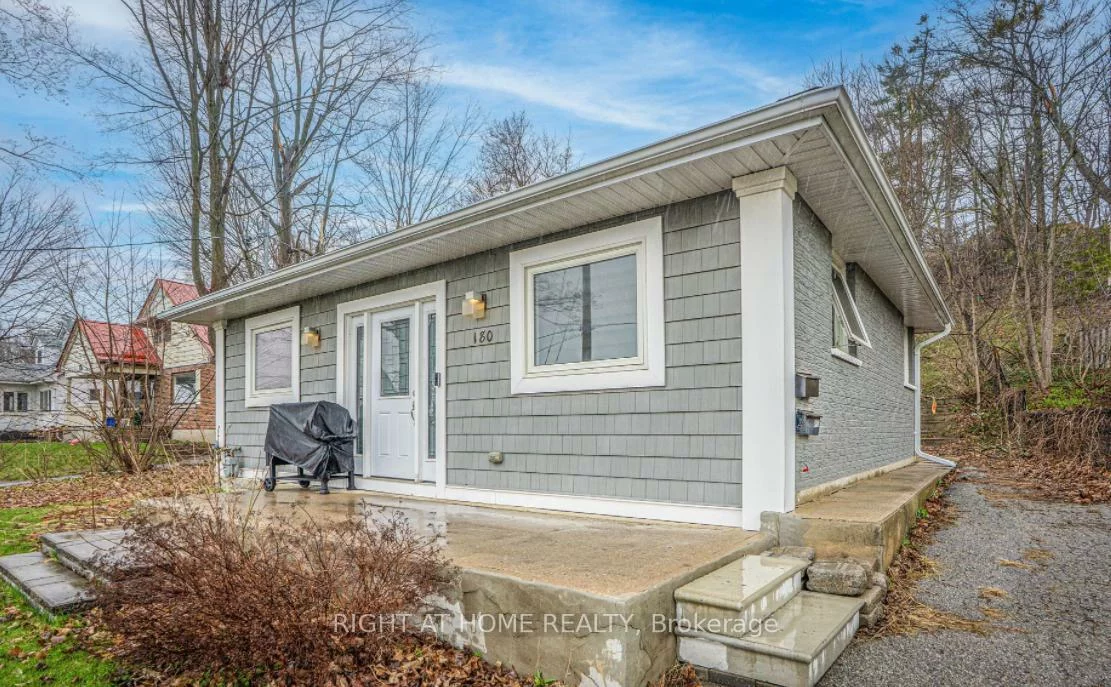 180, Blake, 400 East, Barrie