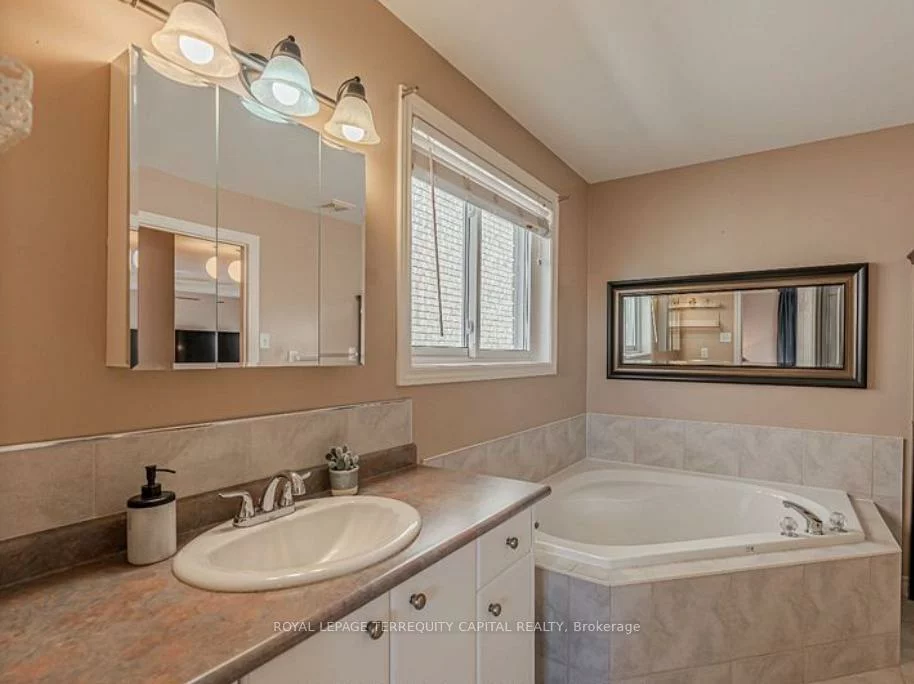 68, Bird, Edgehill Drive, Barrie
