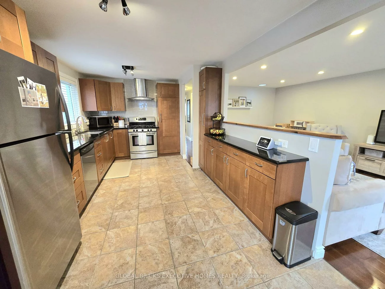 27, Browning, Letitia Heights, Barrie