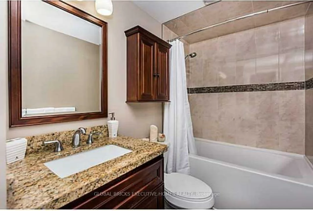27, Browning, Letitia Heights, Barrie