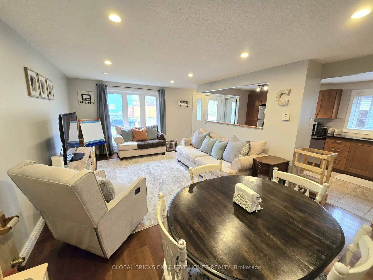 27, Browning, Letitia Heights, Barrie