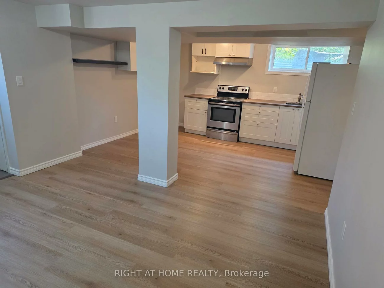 35, Oak, Wellington, Barrie