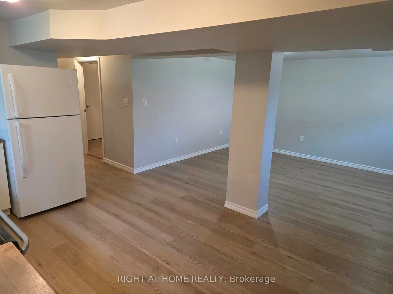 35, Oak, Wellington, Barrie