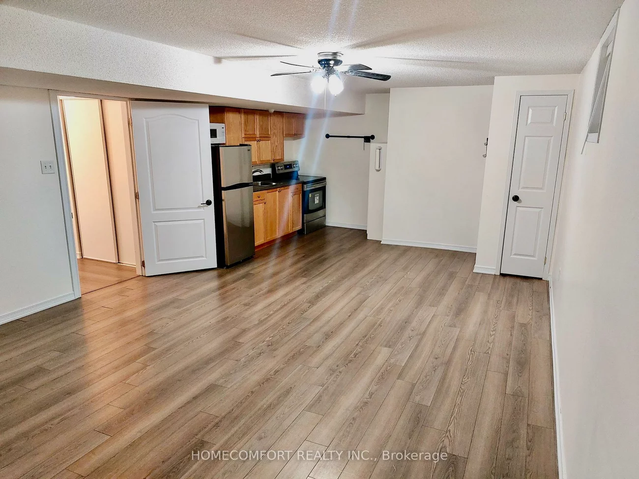 11, Catherine, Painswick South, Barrie