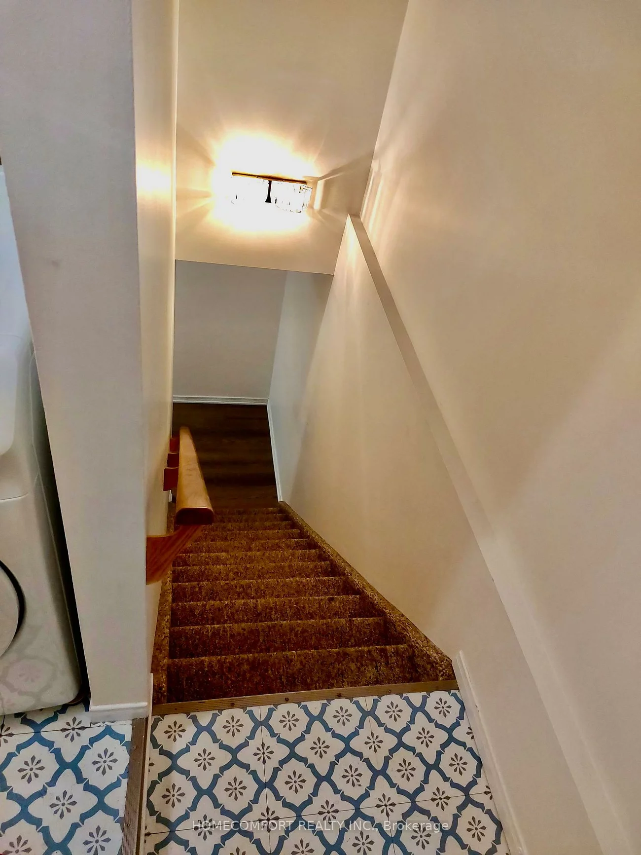 11, Catherine, Painswick South, Barrie
