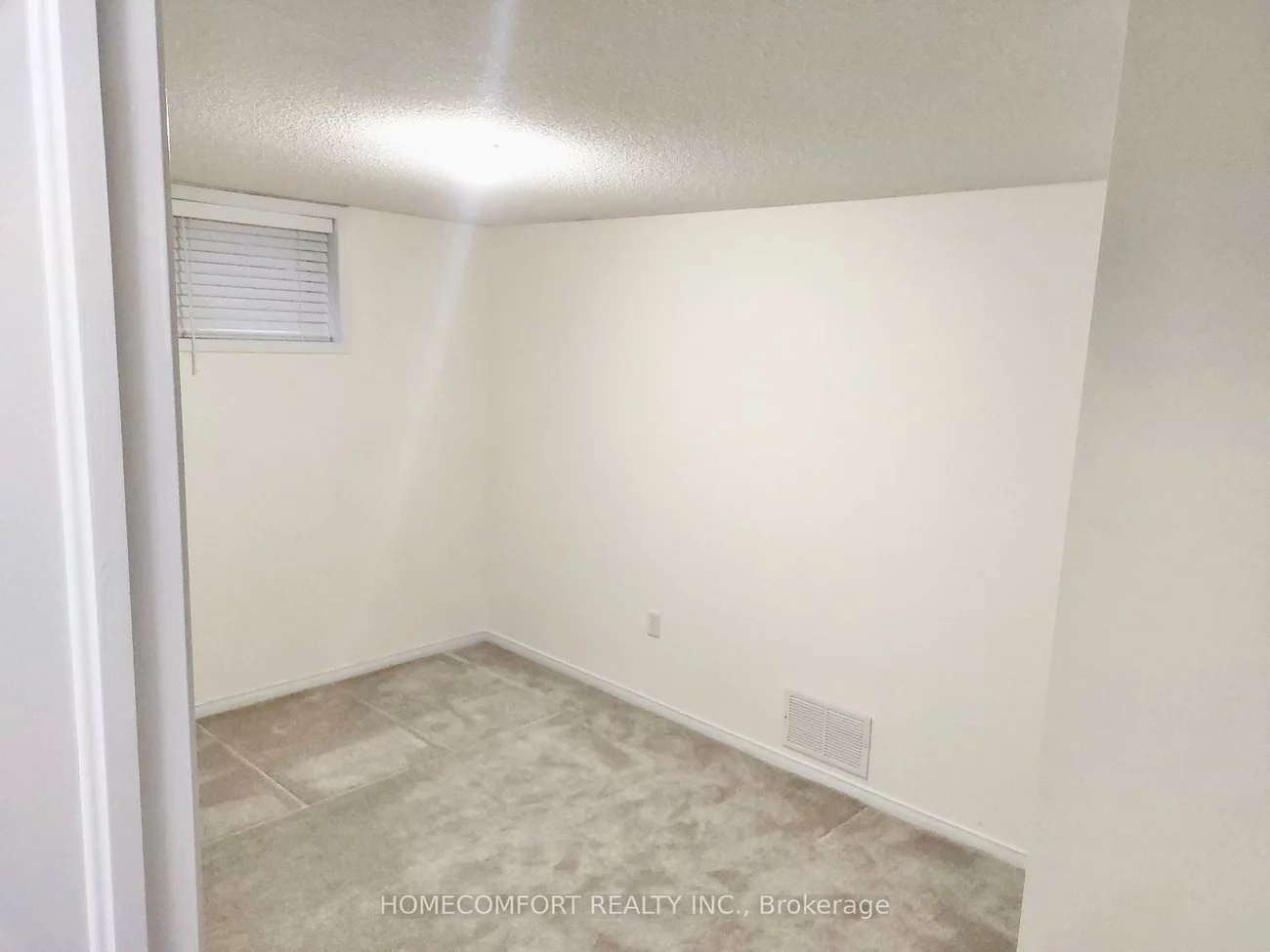 11, Catherine, Painswick South, Barrie