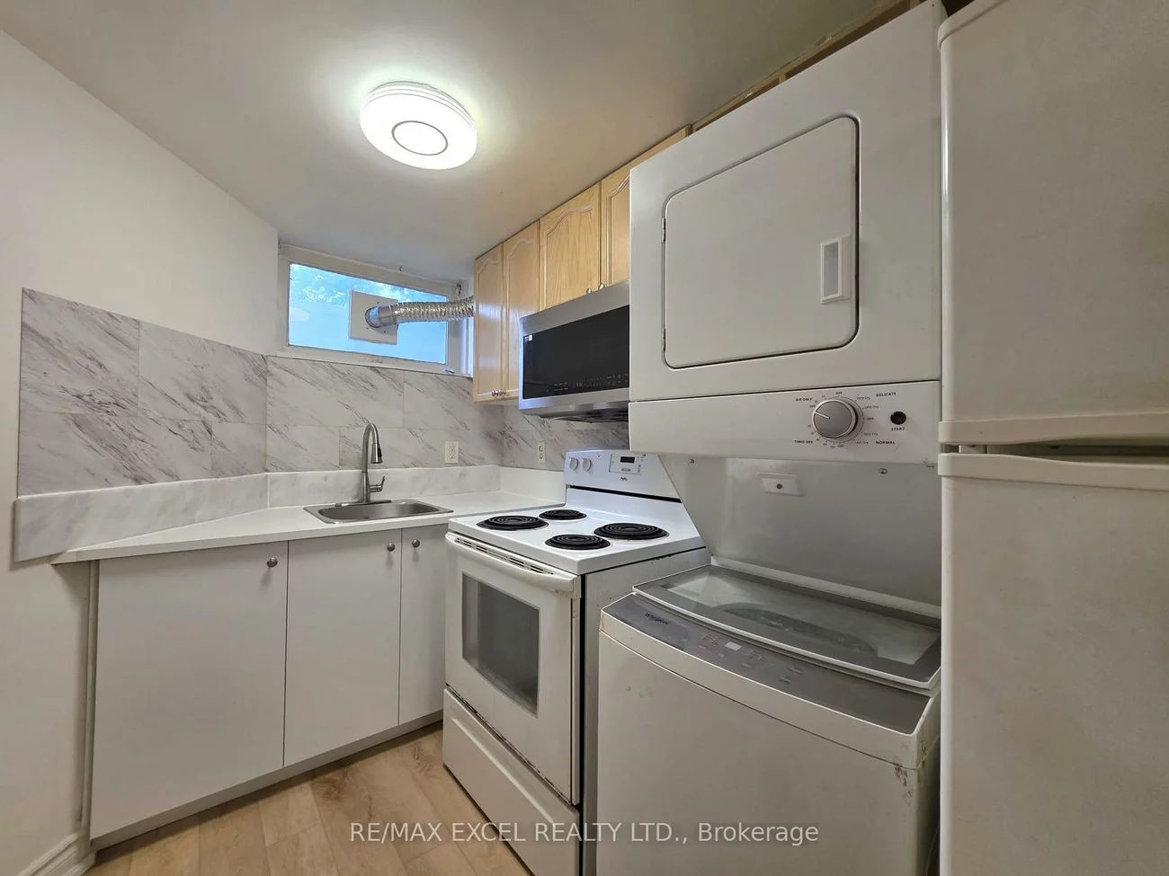 22, Northpark, Grove East, Barrie