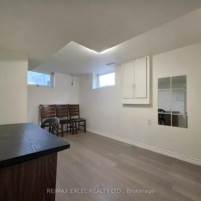 22, Northpark, Grove East, Barrie