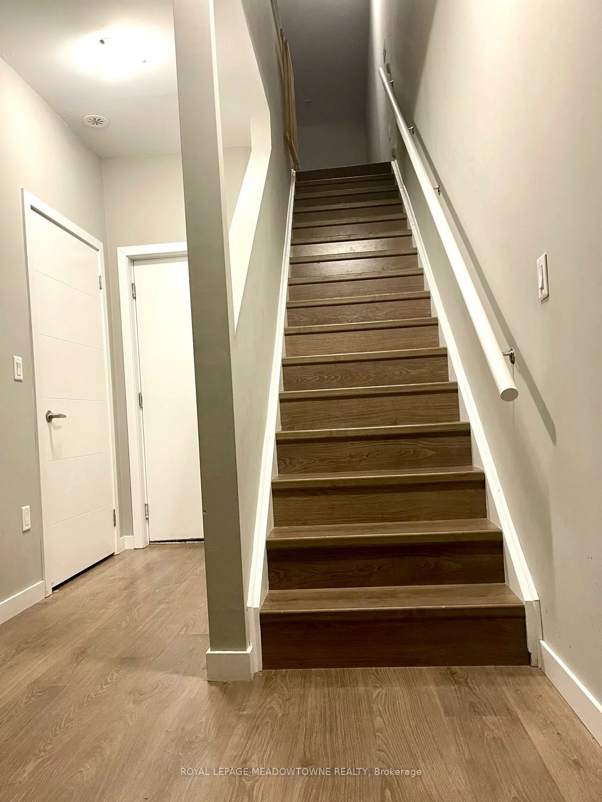 369, Essa, Ardagh, Barrie
