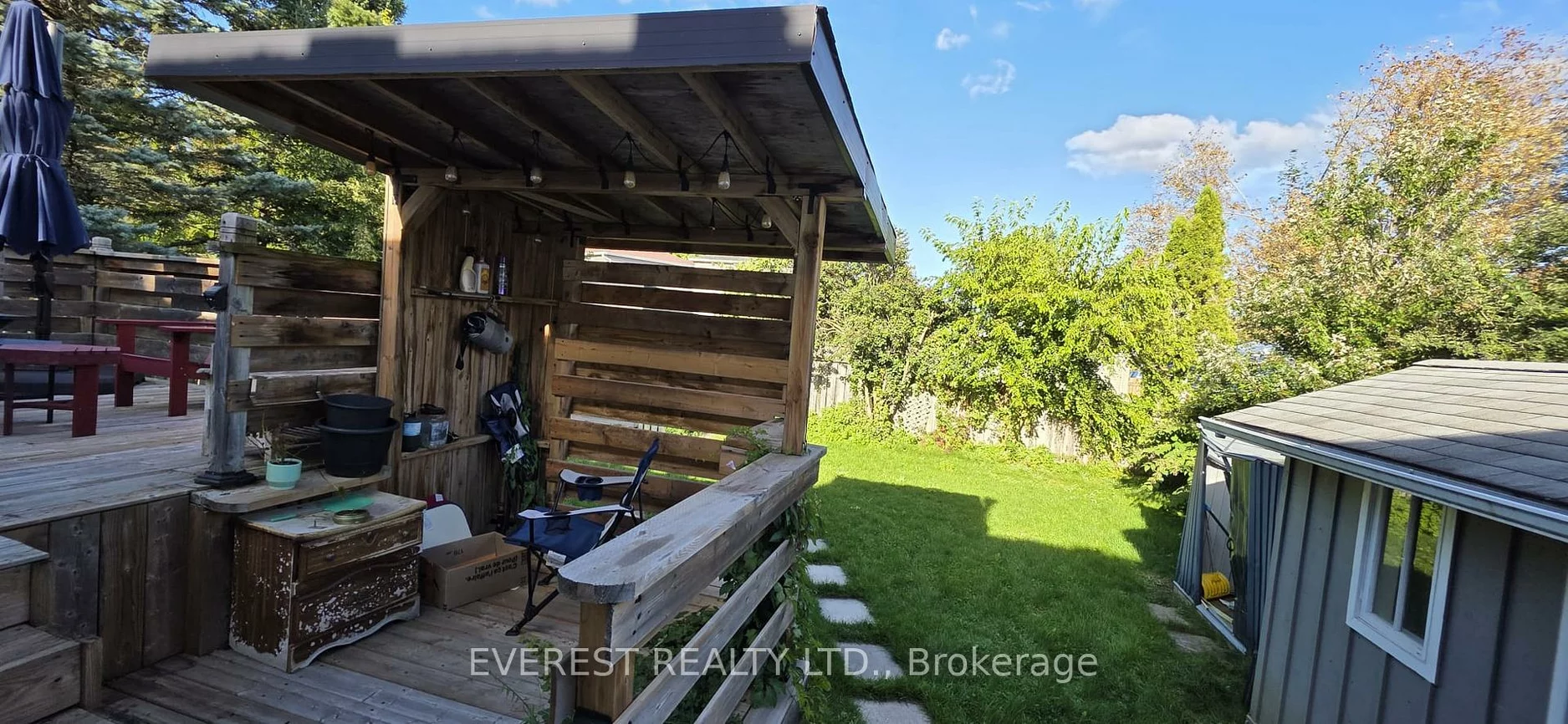 88, Shakespeare, Letitia Heights, Barrie