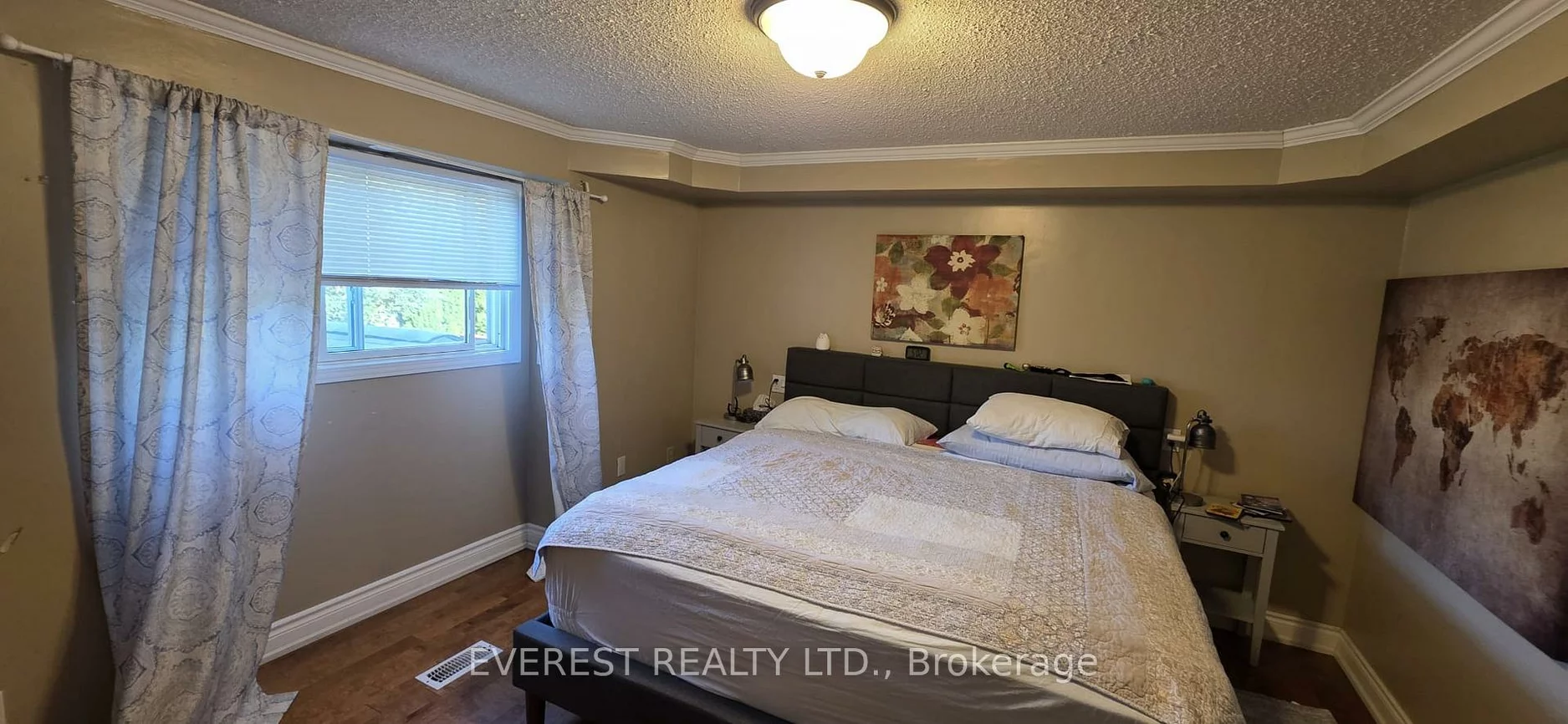 88, Shakespeare, Letitia Heights, Barrie