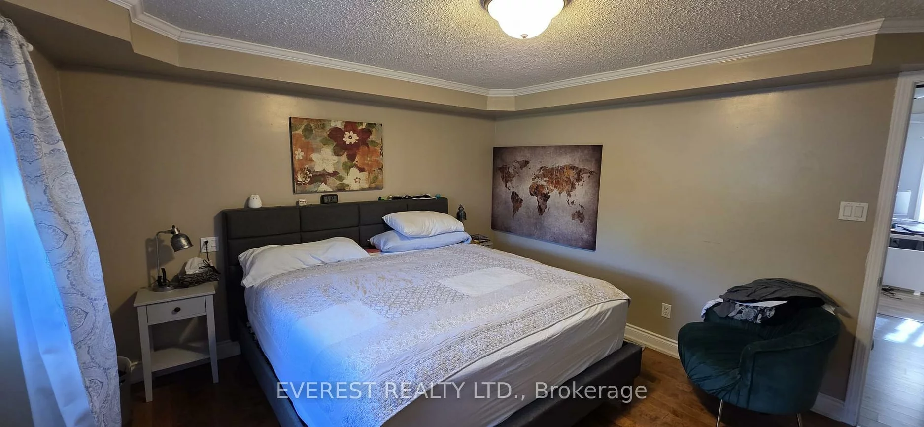 88, Shakespeare, Letitia Heights, Barrie