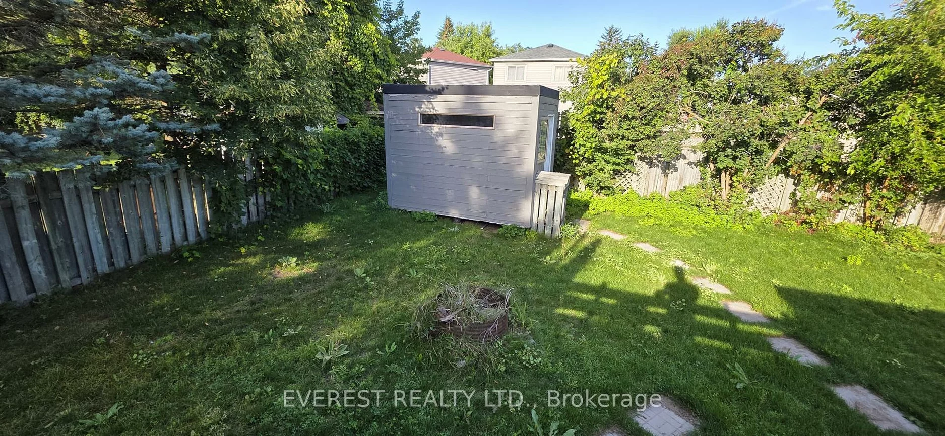 88, Shakespeare, Letitia Heights, Barrie