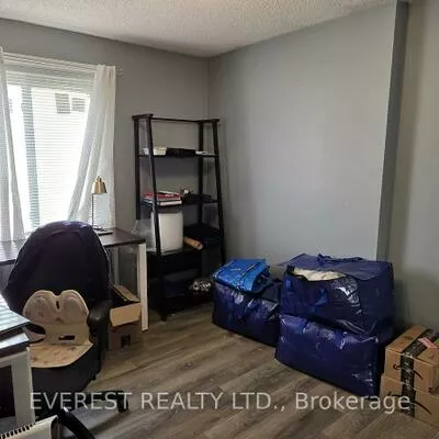 88, Shakespeare, Letitia Heights, Barrie