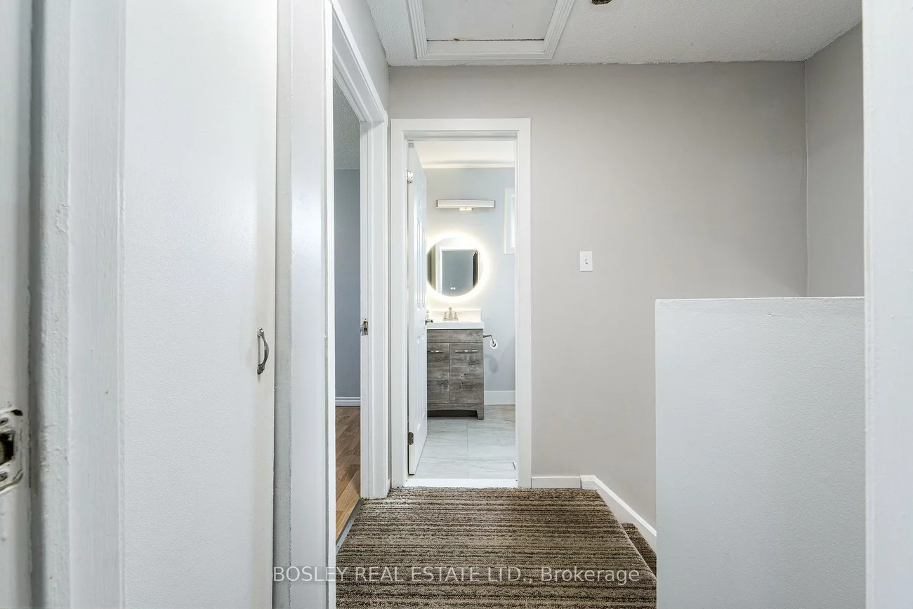 46, Austen, Letitia Heights, Barrie