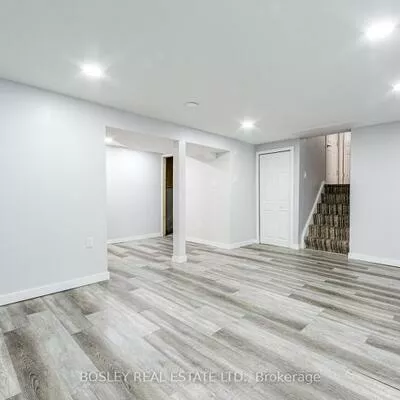 46, Austen, Letitia Heights, Barrie
