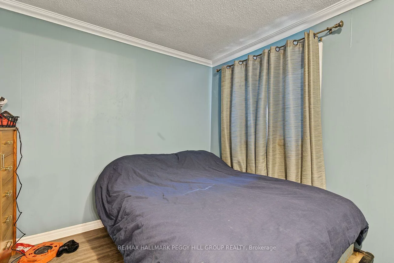 9, Baker, Cundles East, Barrie