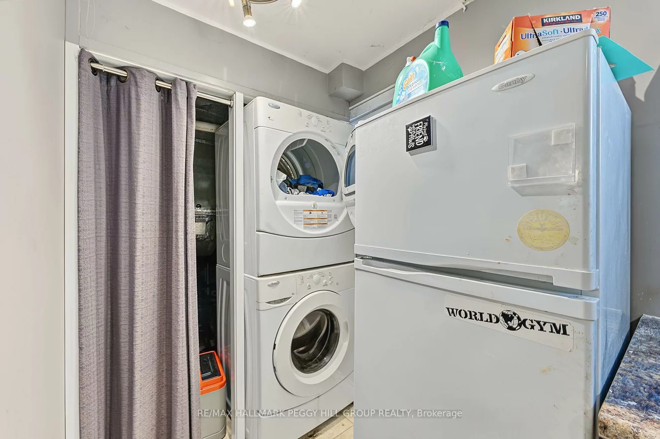 9, Baker, Cundles East, Barrie