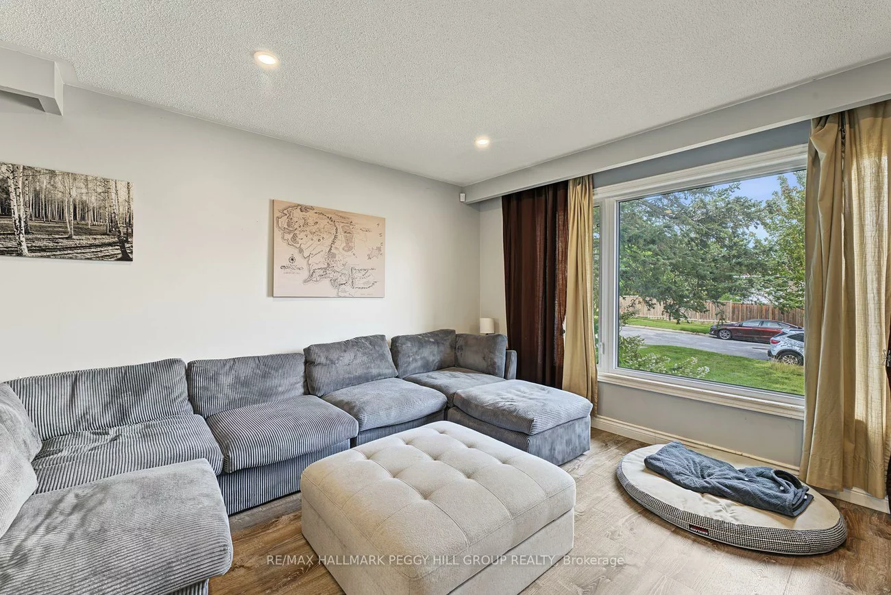 9, Baker, Cundles East, Barrie