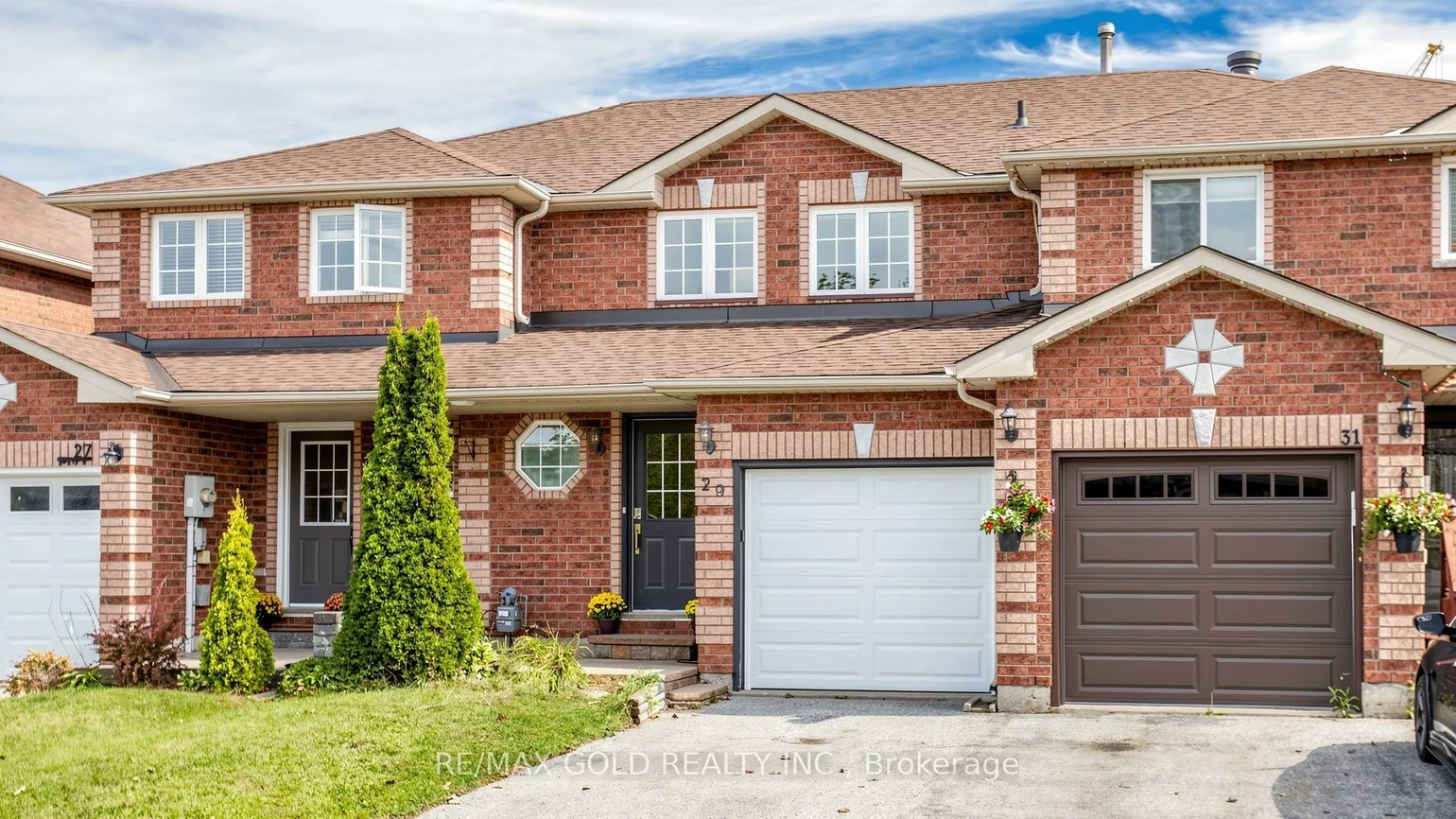 29, Srigley, Holly, Barrie