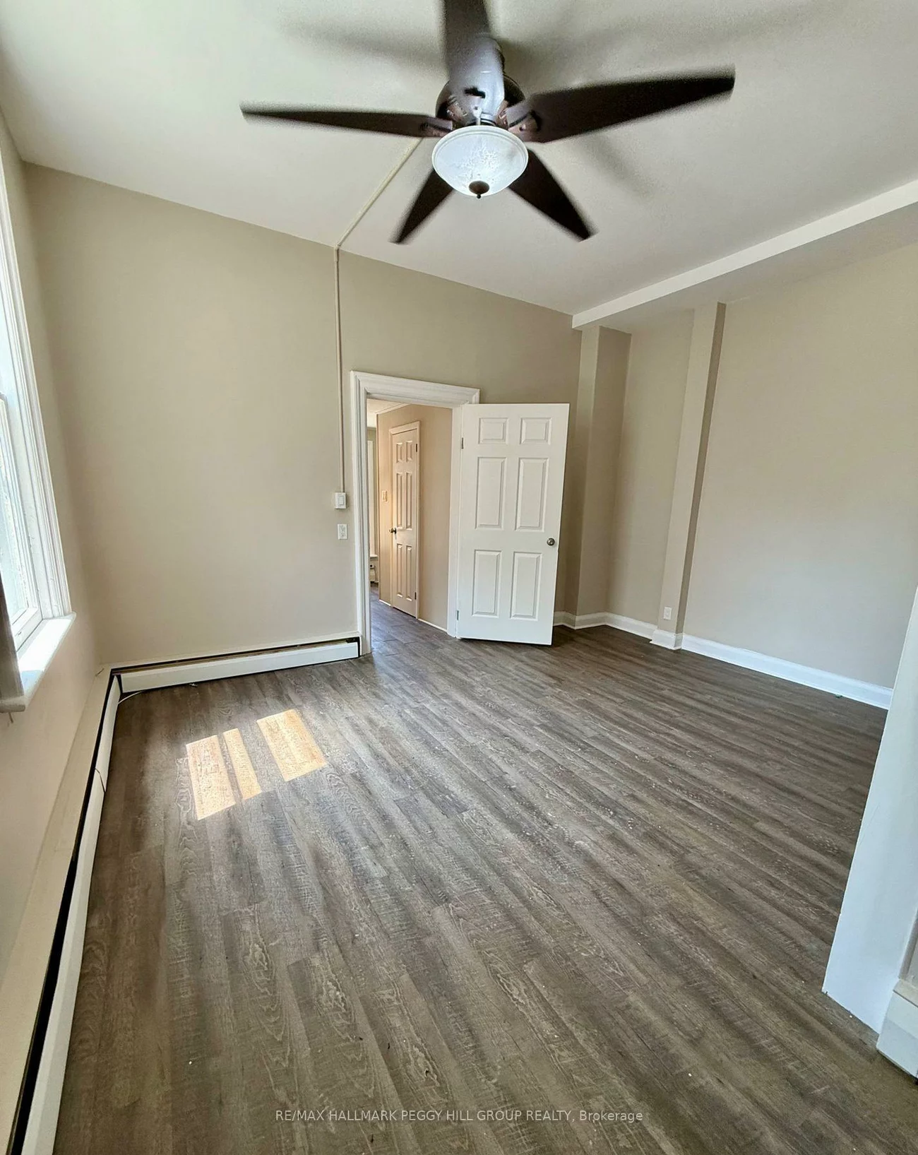 42, Toronto, City Centre, Barrie