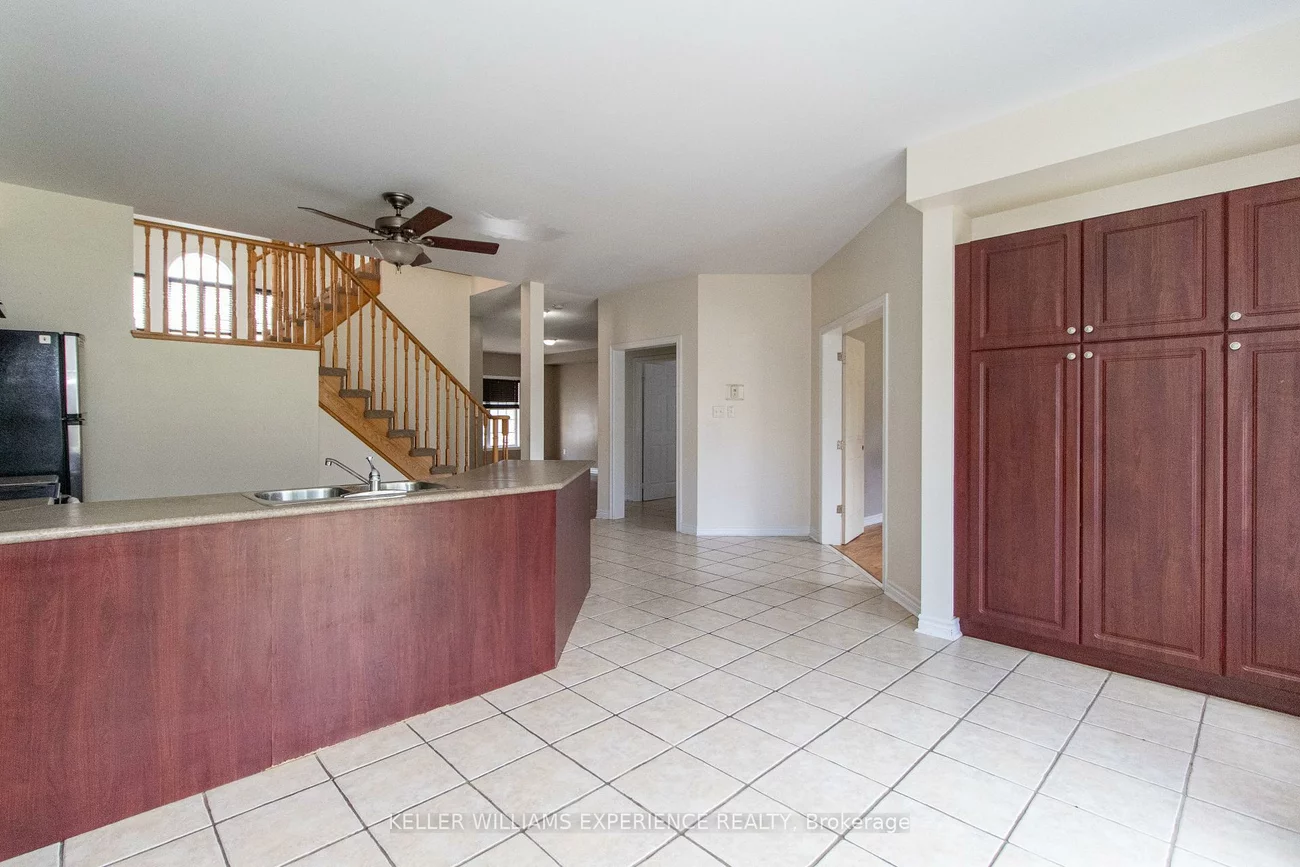 304, Country, Painswick South, Barrie