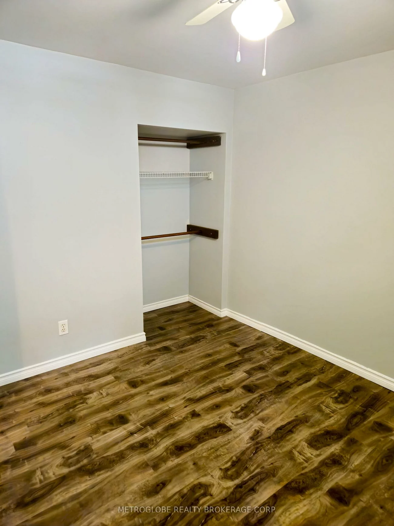 36, Blair, Grove East, Barrie