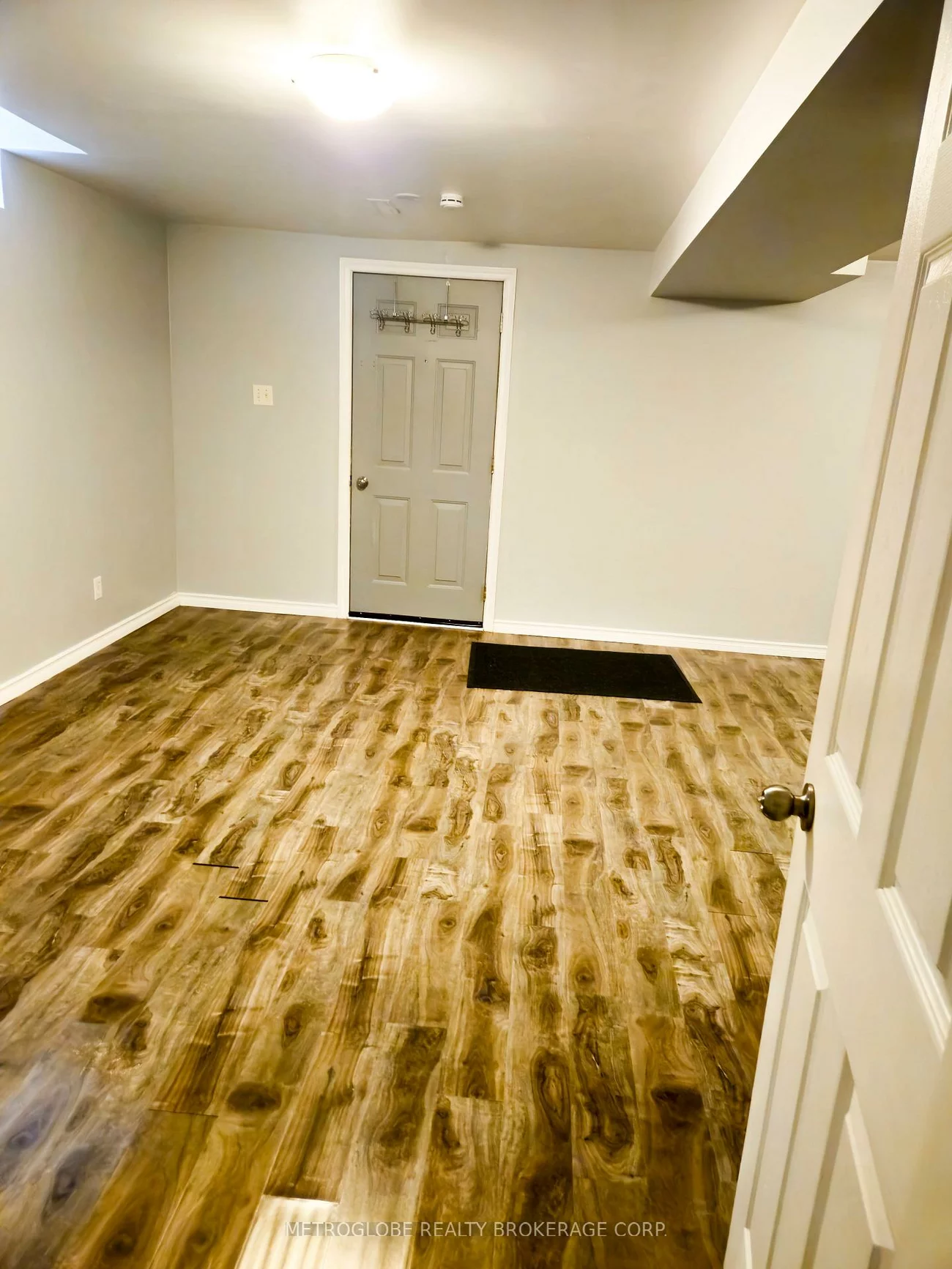 36, Blair, Grove East, Barrie