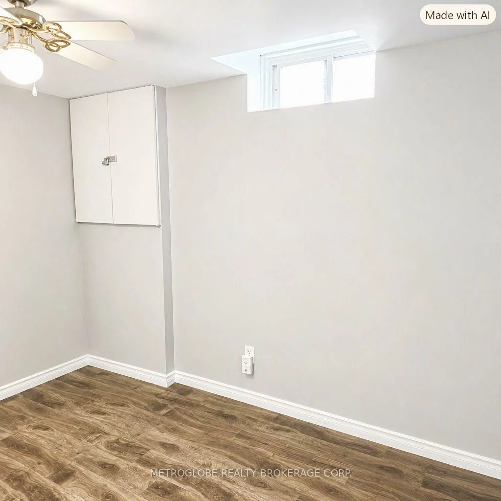 36, Blair, Grove East, Barrie