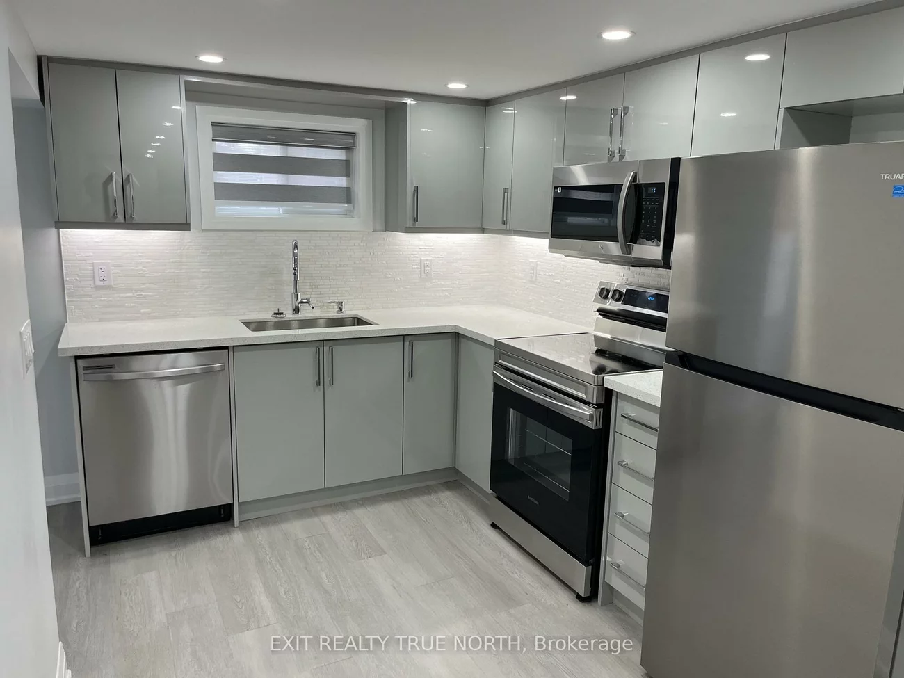 66, Peacock, Allandale Heights, Barrie
