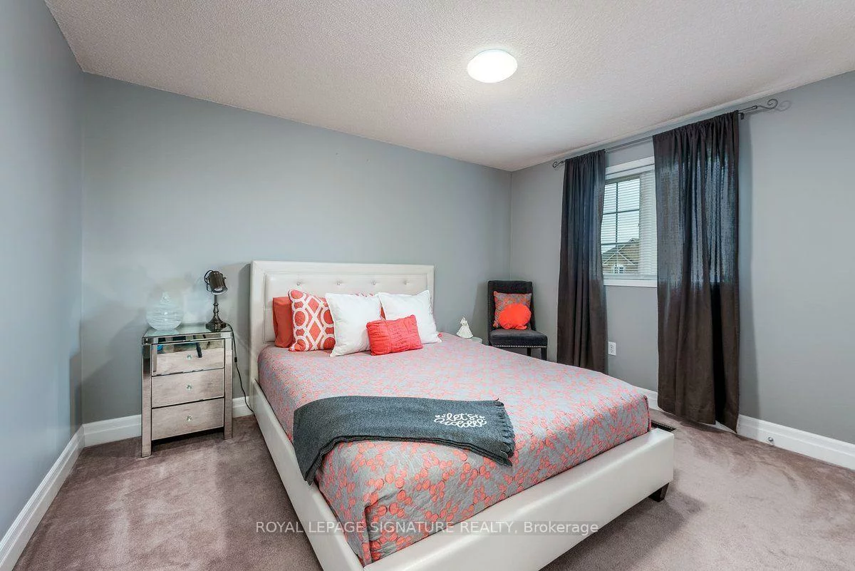 215, Turnbridge, Georgian Drive, Barrie