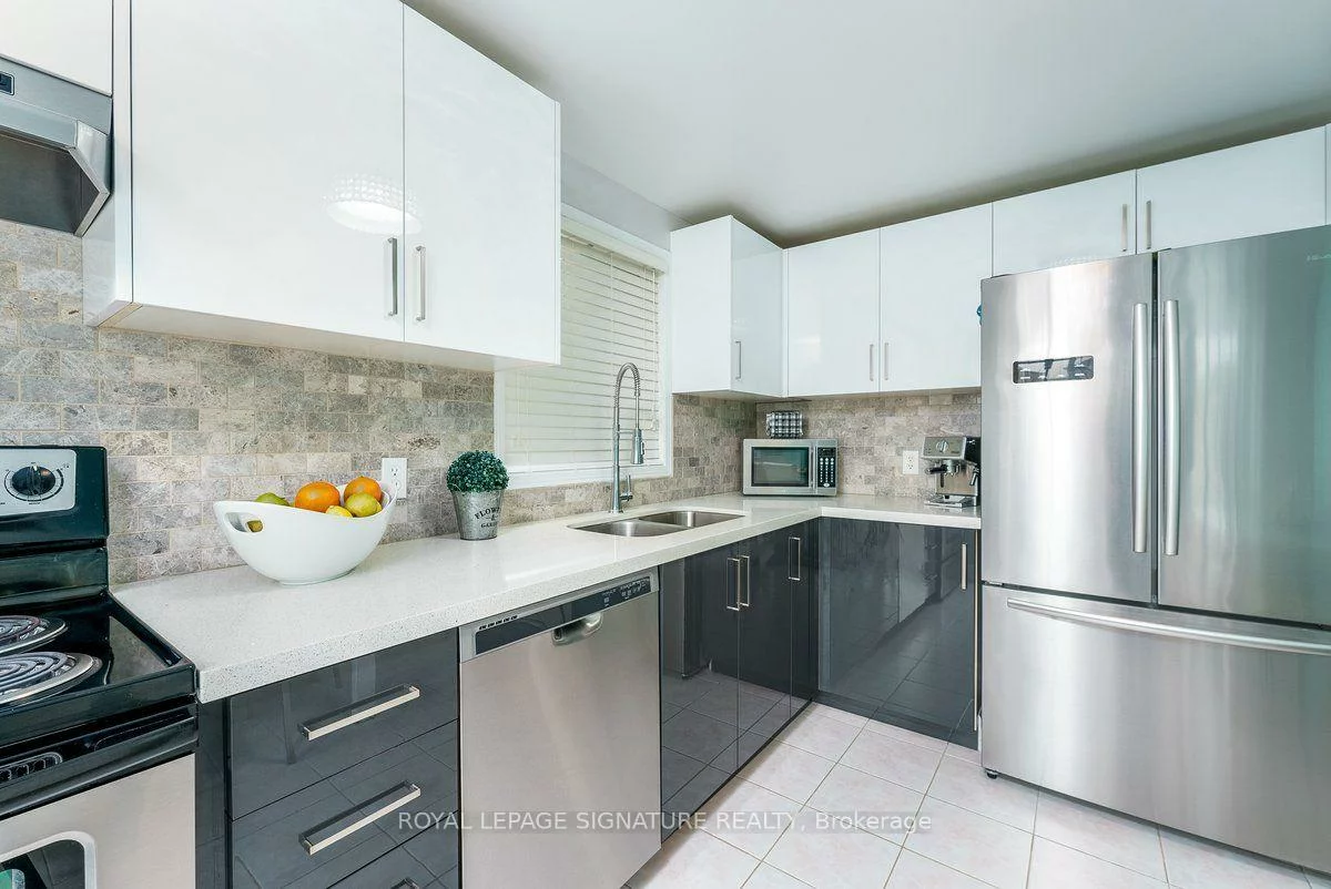 215, Turnbridge, Georgian Drive, Barrie