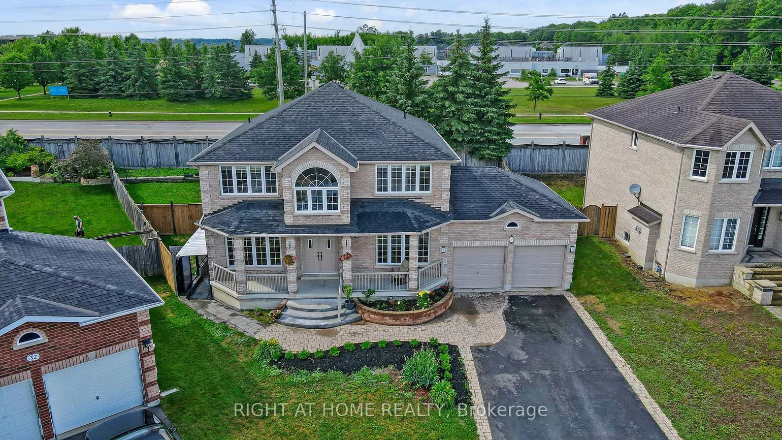 38, Prince George, Innis-Shore, Barrie