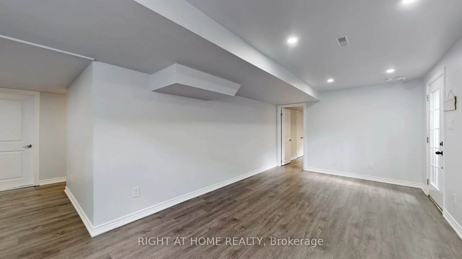 38, Prince George, Innis-Shore, Barrie