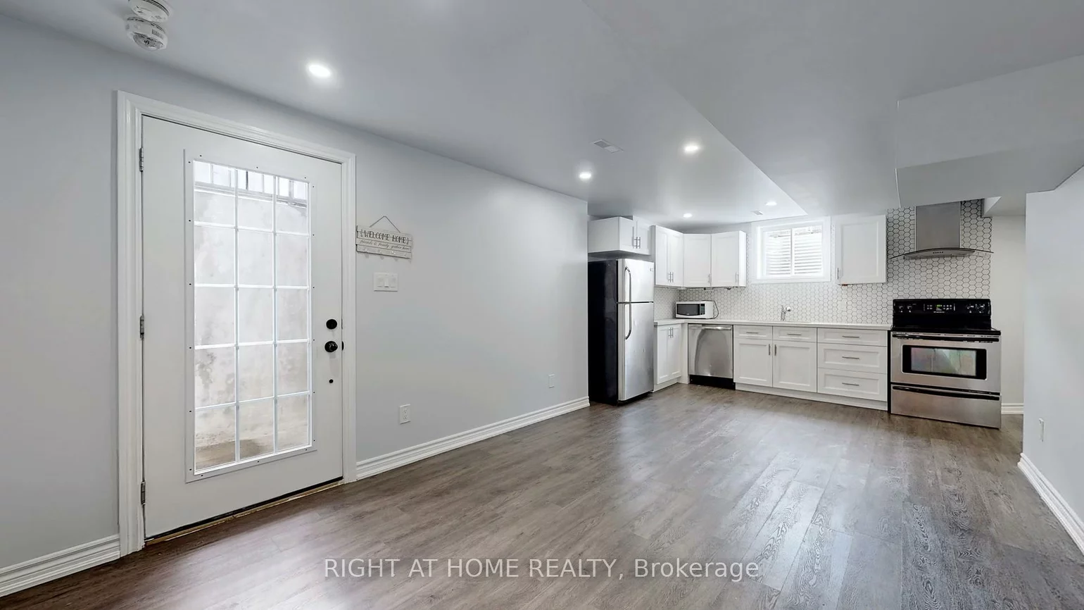 38, Prince George, Innis-Shore, Barrie
