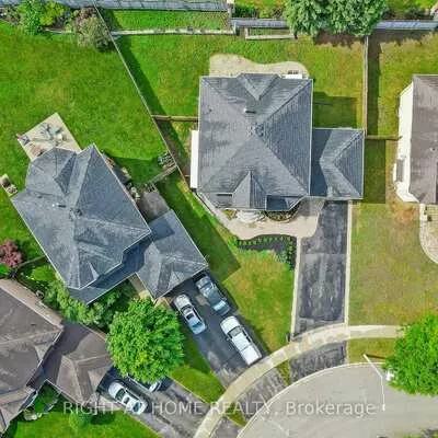 38, Prince George, Innis-Shore, Barrie