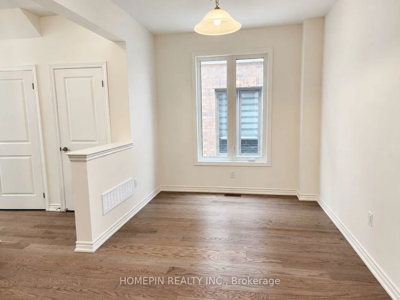 21, Phoenix, Painswick South, Barrie