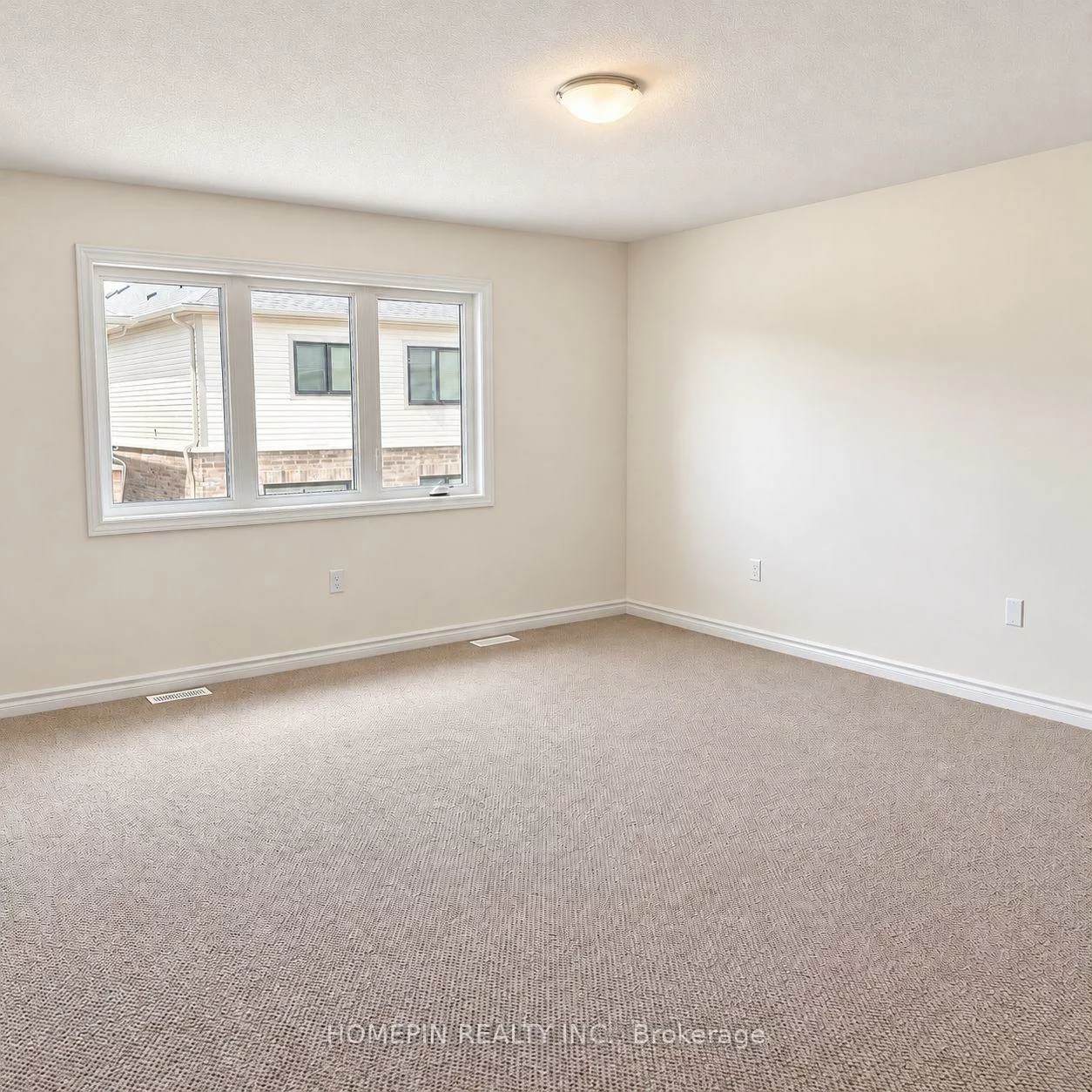 21, Phoenix, Painswick South, Barrie