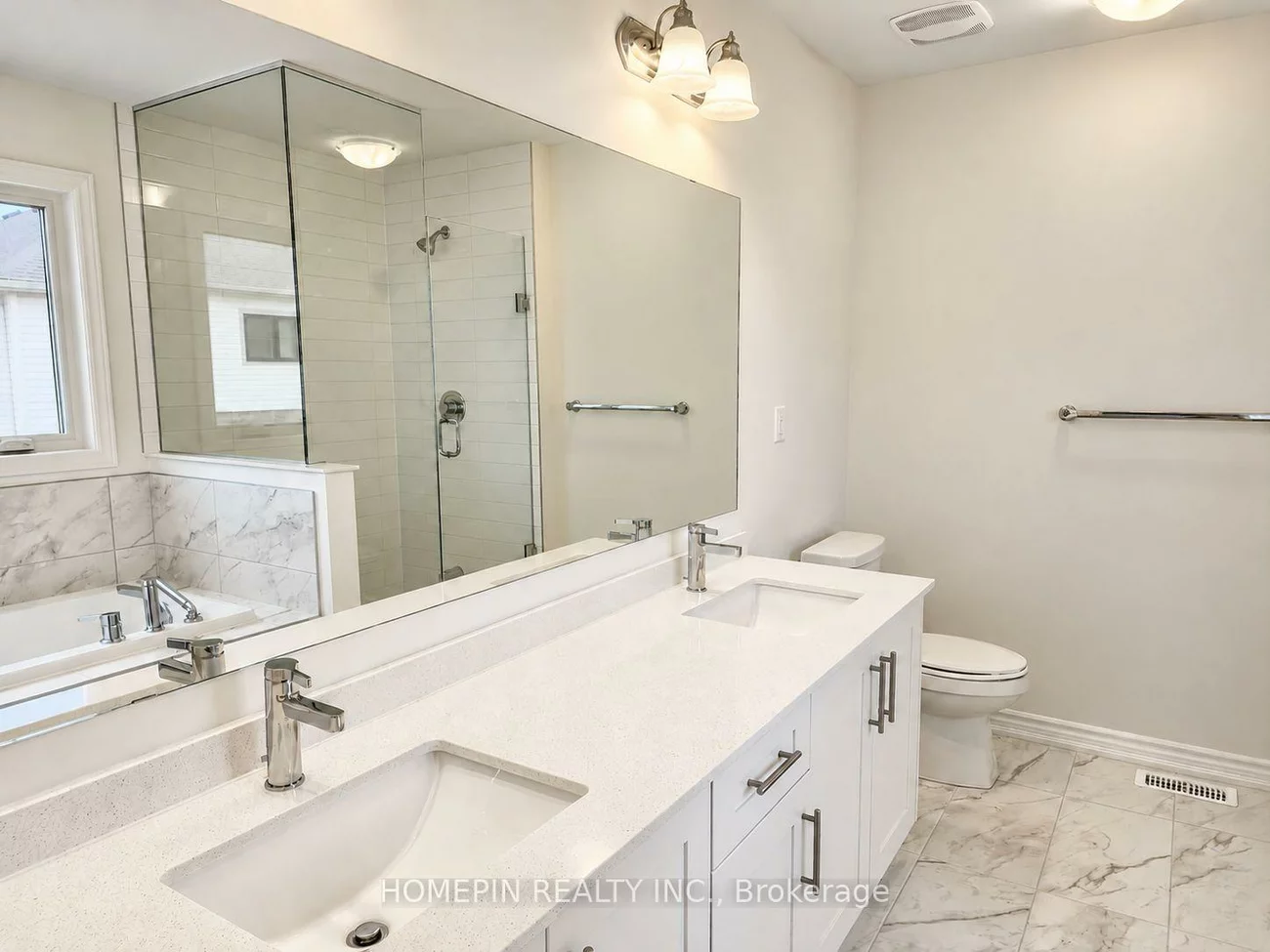 21, Phoenix, Painswick South, Barrie