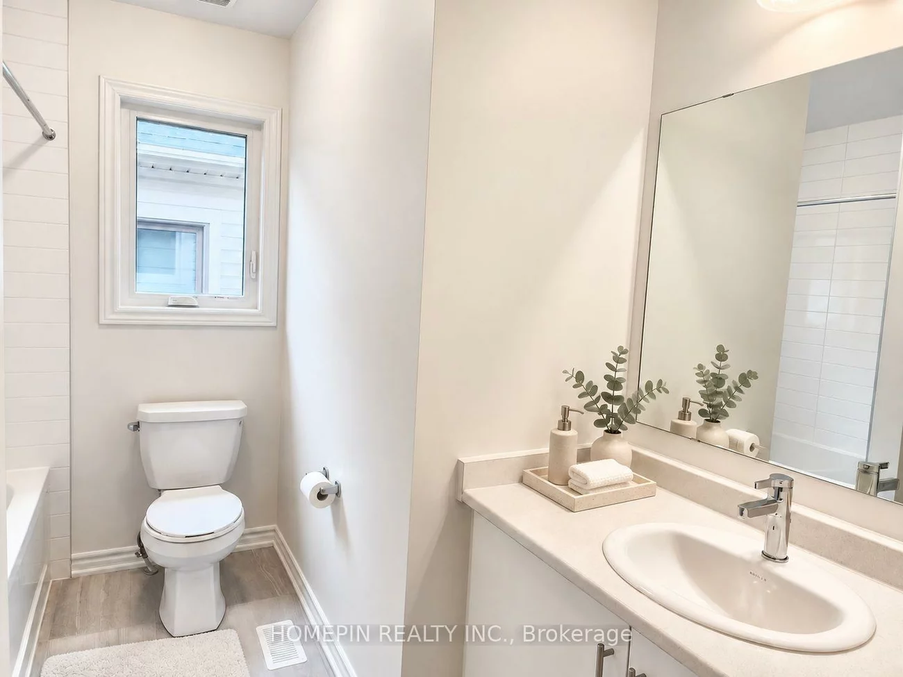 21, Phoenix, Painswick South, Barrie