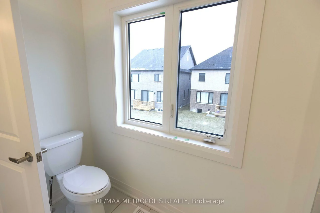 37, Shepherd, Rural Barrie Southeast, Barrie
