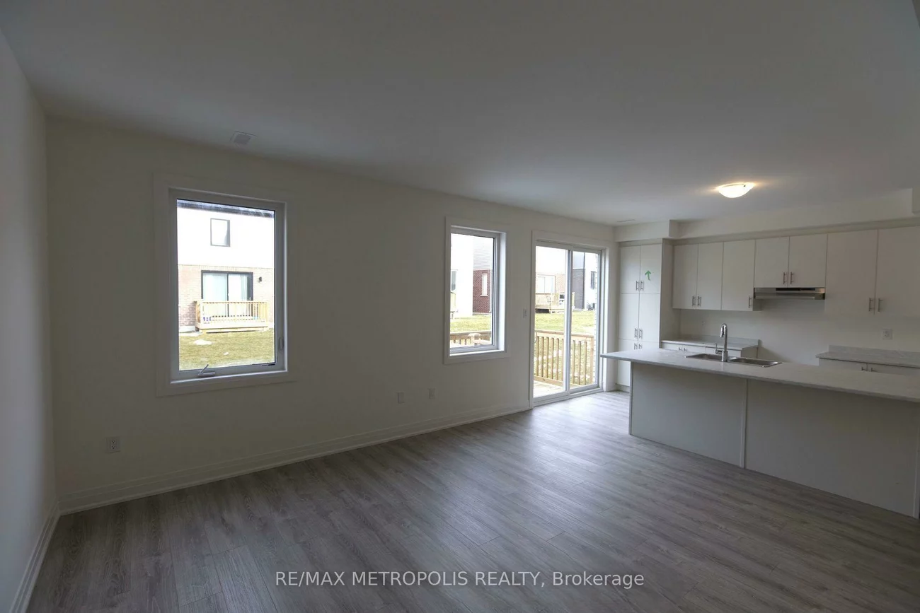37, Shepherd, Rural Barrie Southeast, Barrie